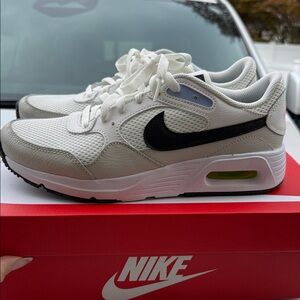Nike White and Black Women's Sneakers